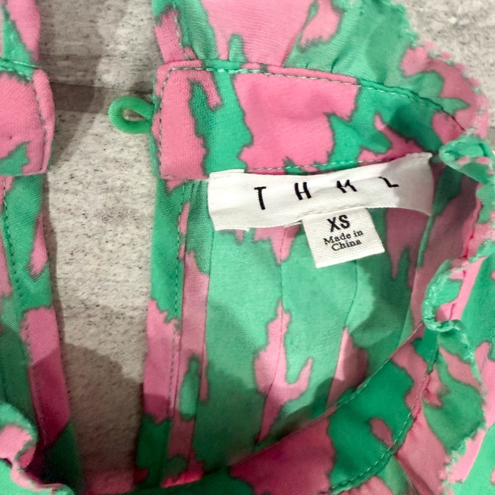 THML Green and Pink Ruffle Sleeve Blouse - Picture 2 of 2